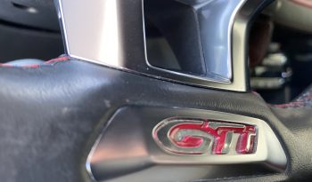 Peugeot 208 GTI completo