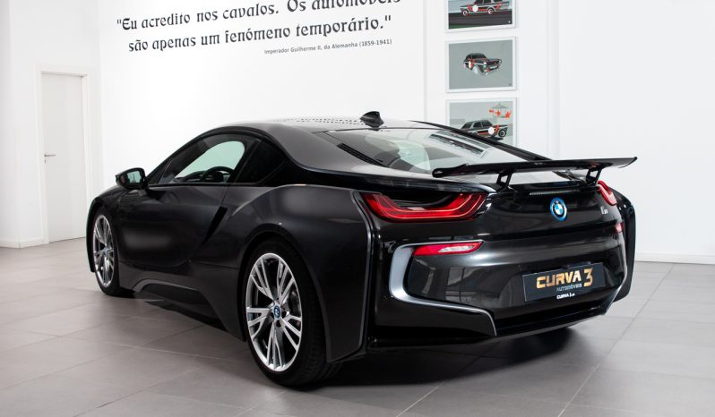 BMW i8 Coupe completo