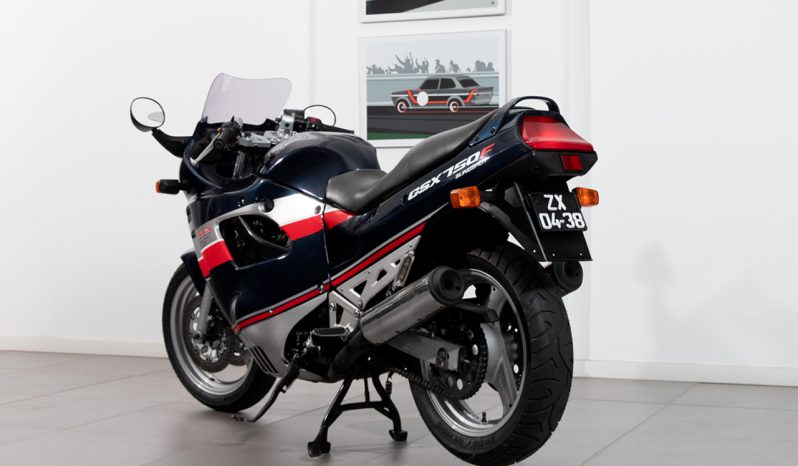 Suzuki GSX 750F (GR78A) completo