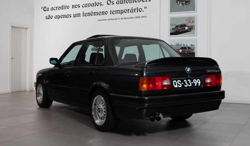 BMW 320is E30 4 Portas completo